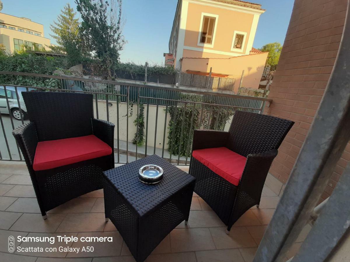 Hillary E Vale Room Rome Exterior photo